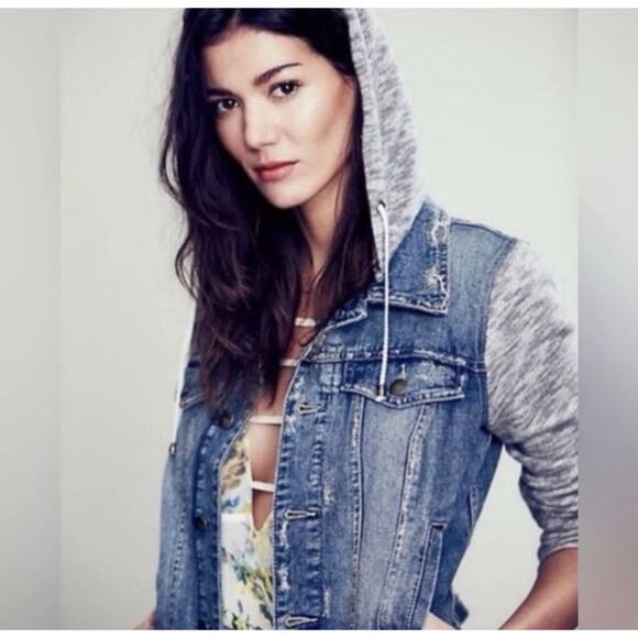 Free People Indie Wash Knit Hood & Sleeve Sweater Pure Cotton Jean Jacket - Picture 3 of 13